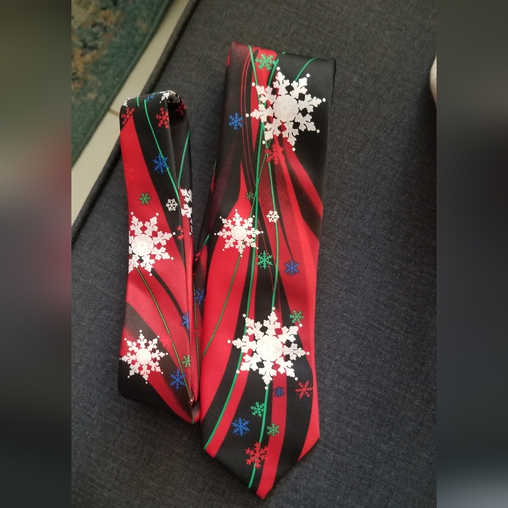 Snowflake Christmas Neck Tie